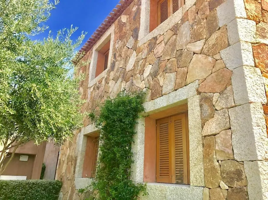 Boutique Apartment No 24 With Sea View And Large Pool Porto Pozzo 0*,  Italy